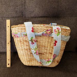 Straw purse/tote bag